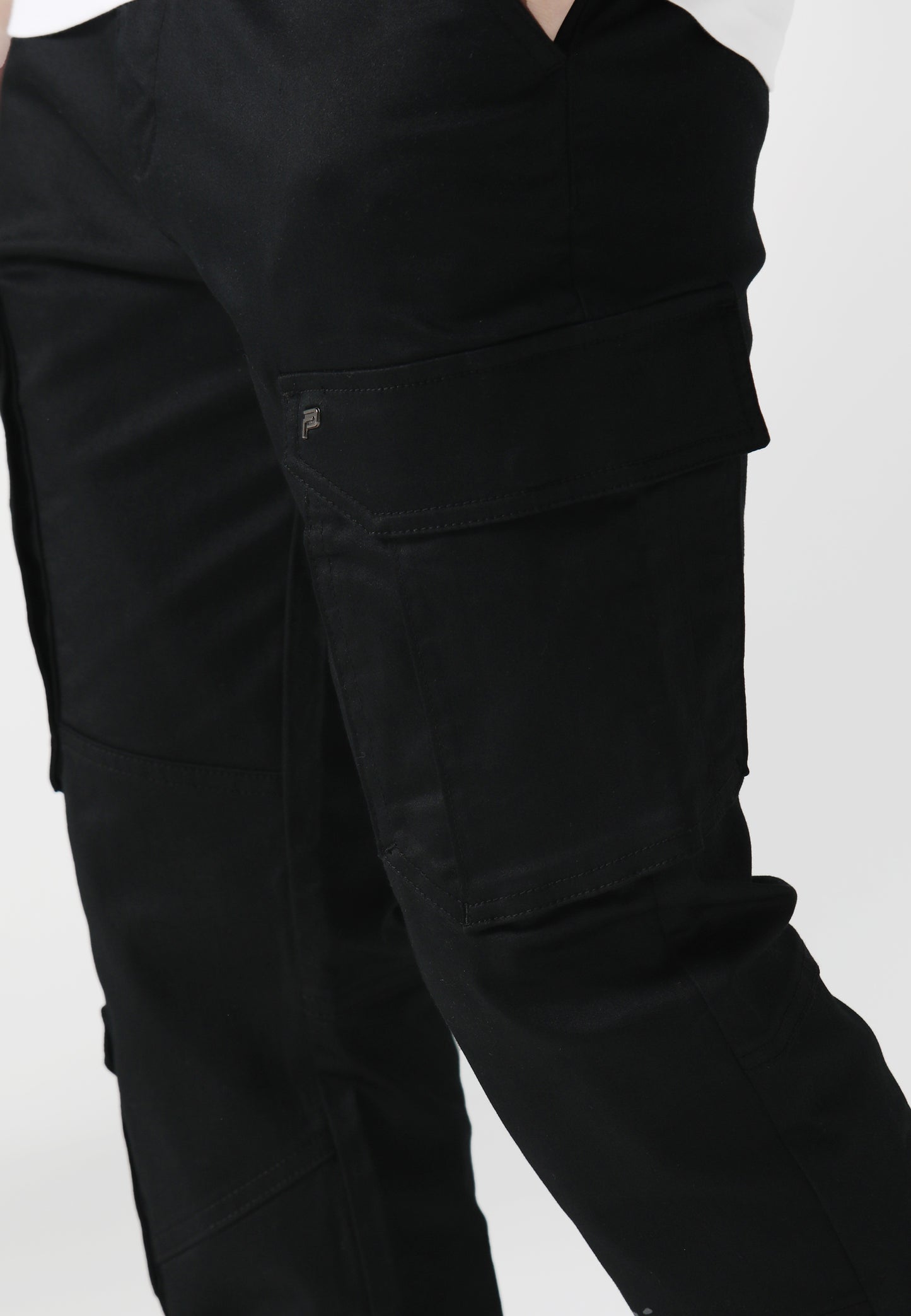 Carico Black Cargo Pants