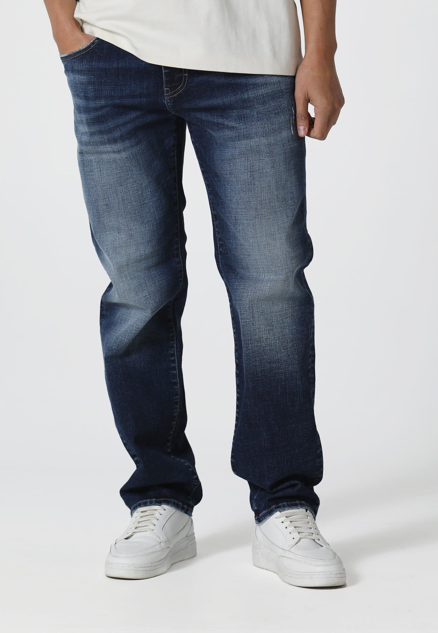 TODD 1020 Eduardo Relaxed Fit Mid Blue Jeans