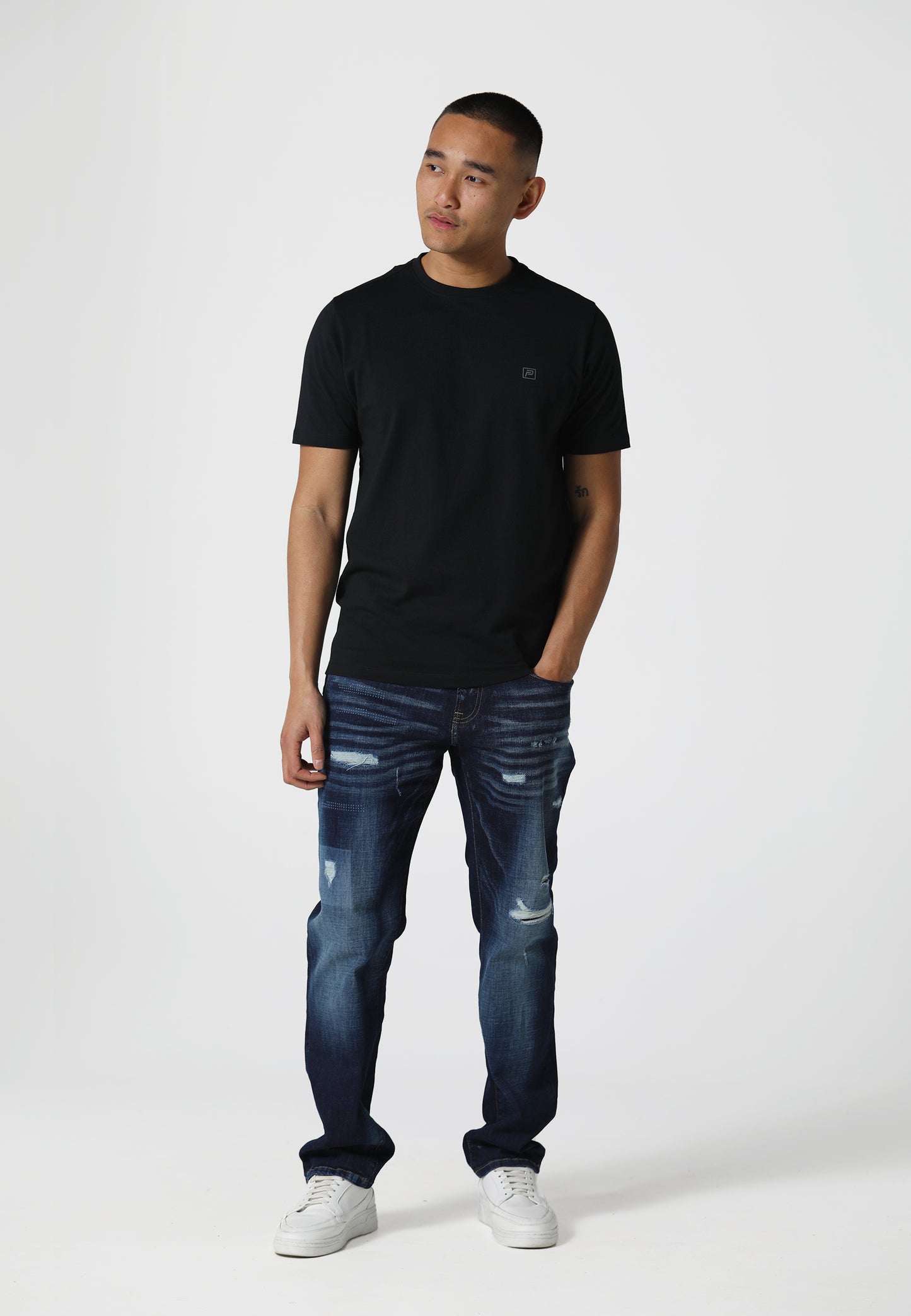 Feyi Navy T-Shirt